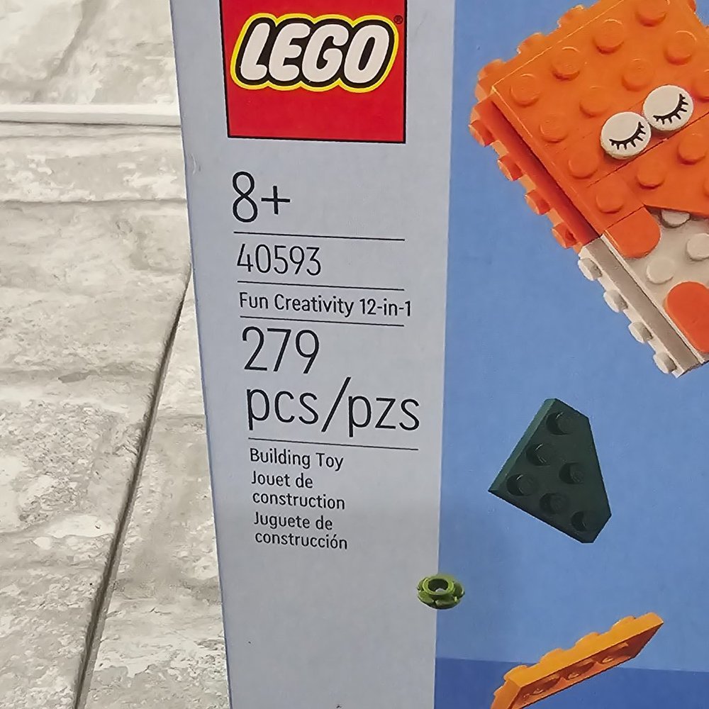 LEGO Fun Creativity 12-in-1, Limited Edition #40593, 279pcs New Sealed - Picture 2 of 9
